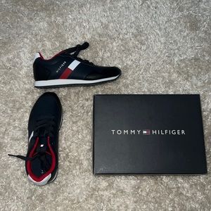 Tommy shoes